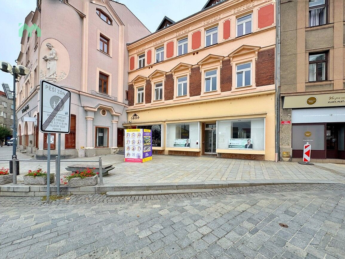 Pronájem kanceláře 100 m²