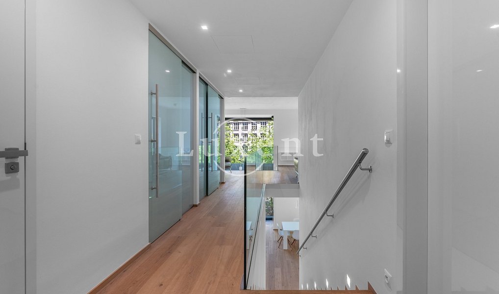 Prodej bytu 4+kk 177 m², Praha – náhled fotky 9