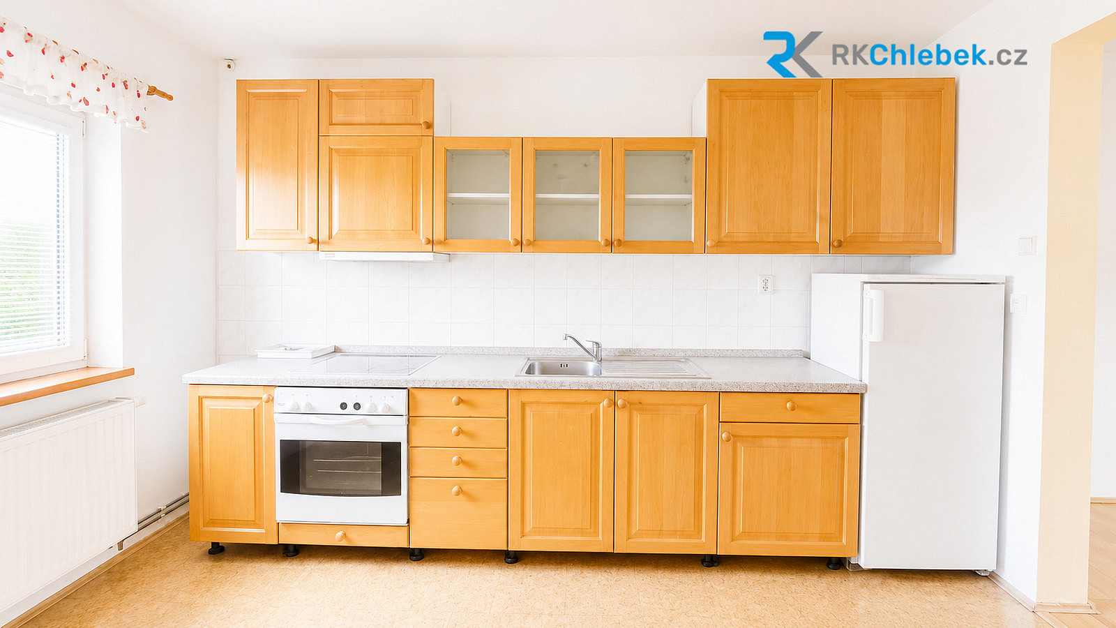 Prodej domu 202 m² s pozemkem 1 295 m² — photo 3
