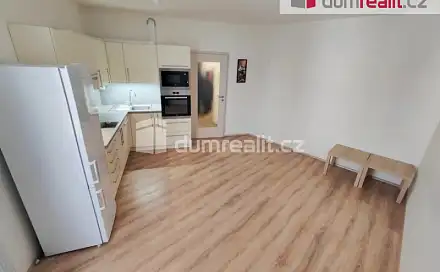 Pronájem bytu 1+kk 34 m²