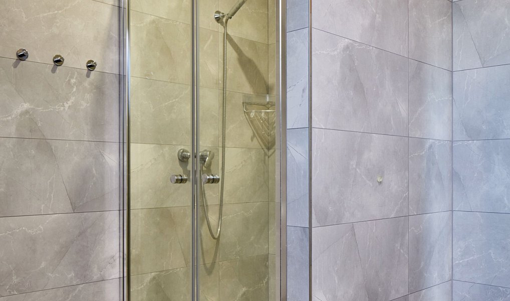 Prodej domu 260 m² s pozemkem 457 m², Ladná – náhled fotky 27