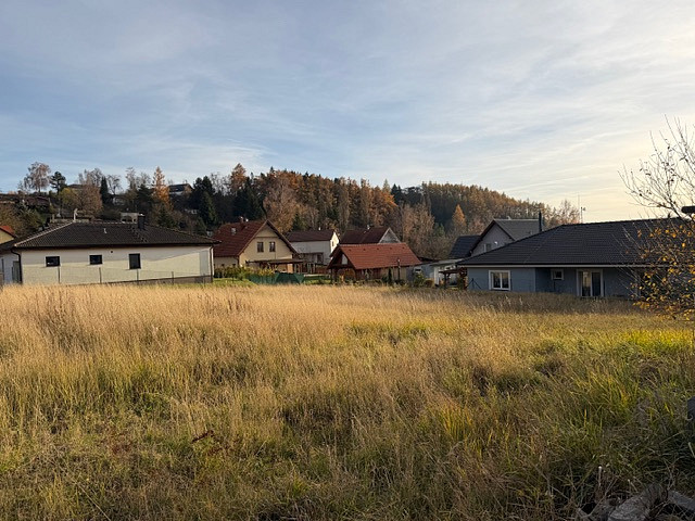 Prodej stavebního pozemku 1 290 m² – pohled 6