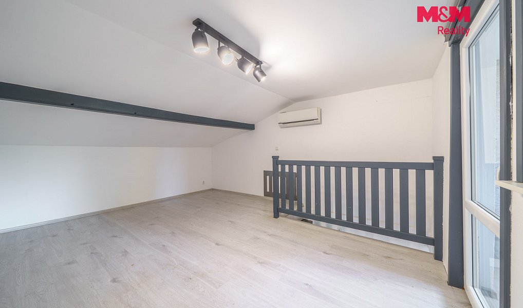 Prodej chaty/chalupy 90 m² s pozemkem 321 m², Hroznětín – náhled fotky 11
