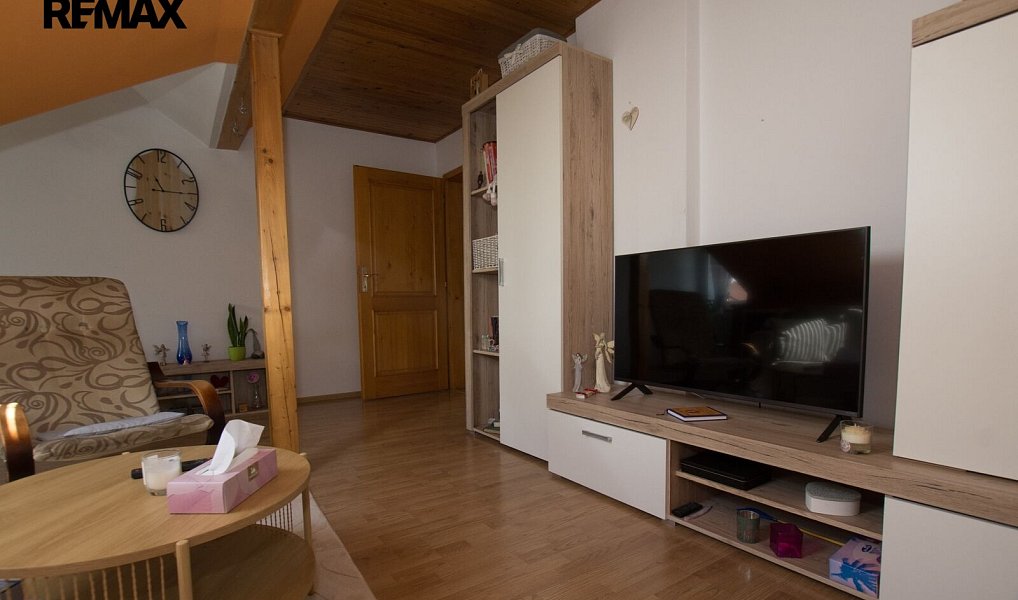 Prodej domu 252 m² s pozemkem 312 m², Jindřichův Hradec – náhled fotky 22