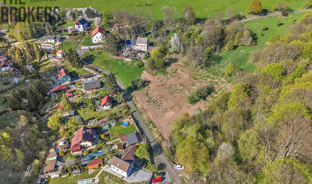 Prodej stavebního pozemku 1 718 m², Chuderov – náhled fotky 18