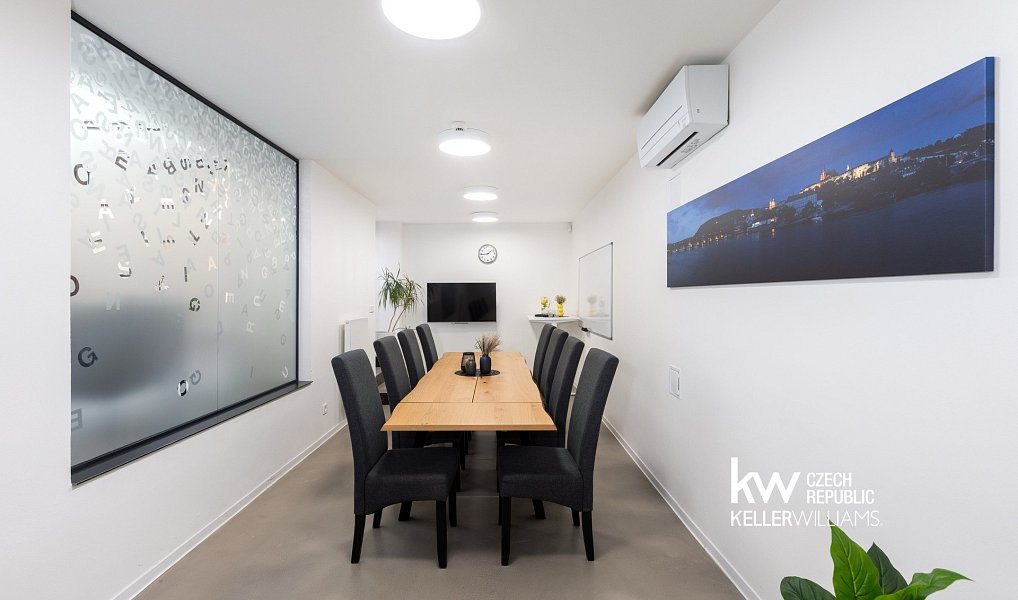 Prodej obchodních prostor 204 m², Praha – náhled fotky 28