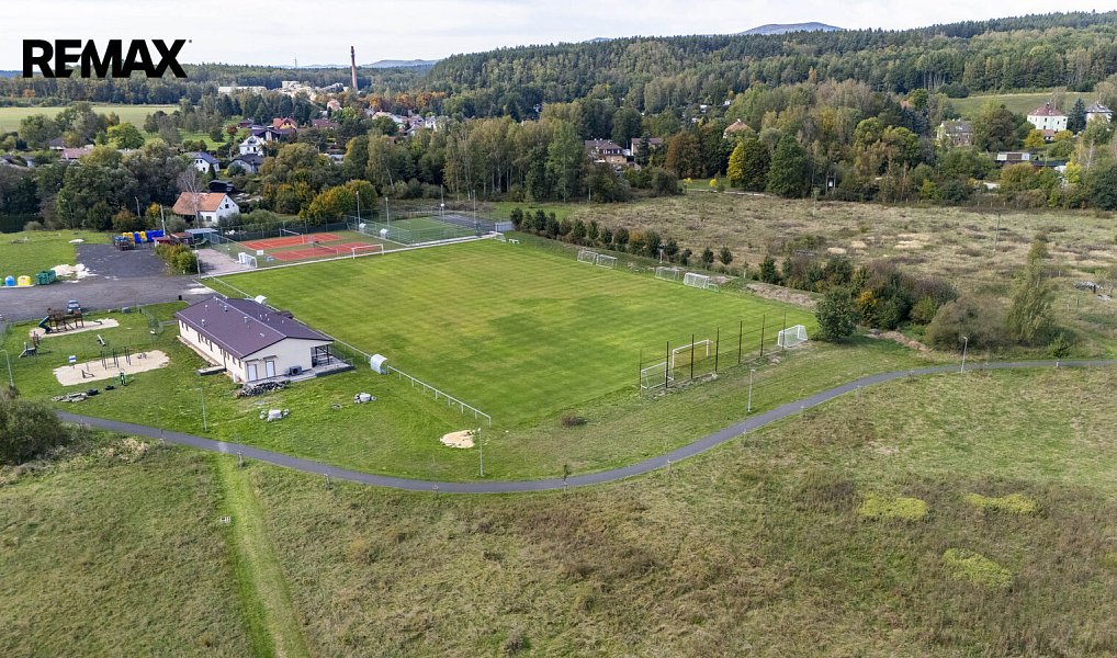 Prodej stavebního pozemku 2 227 m², Sadov – náhled fotky 41