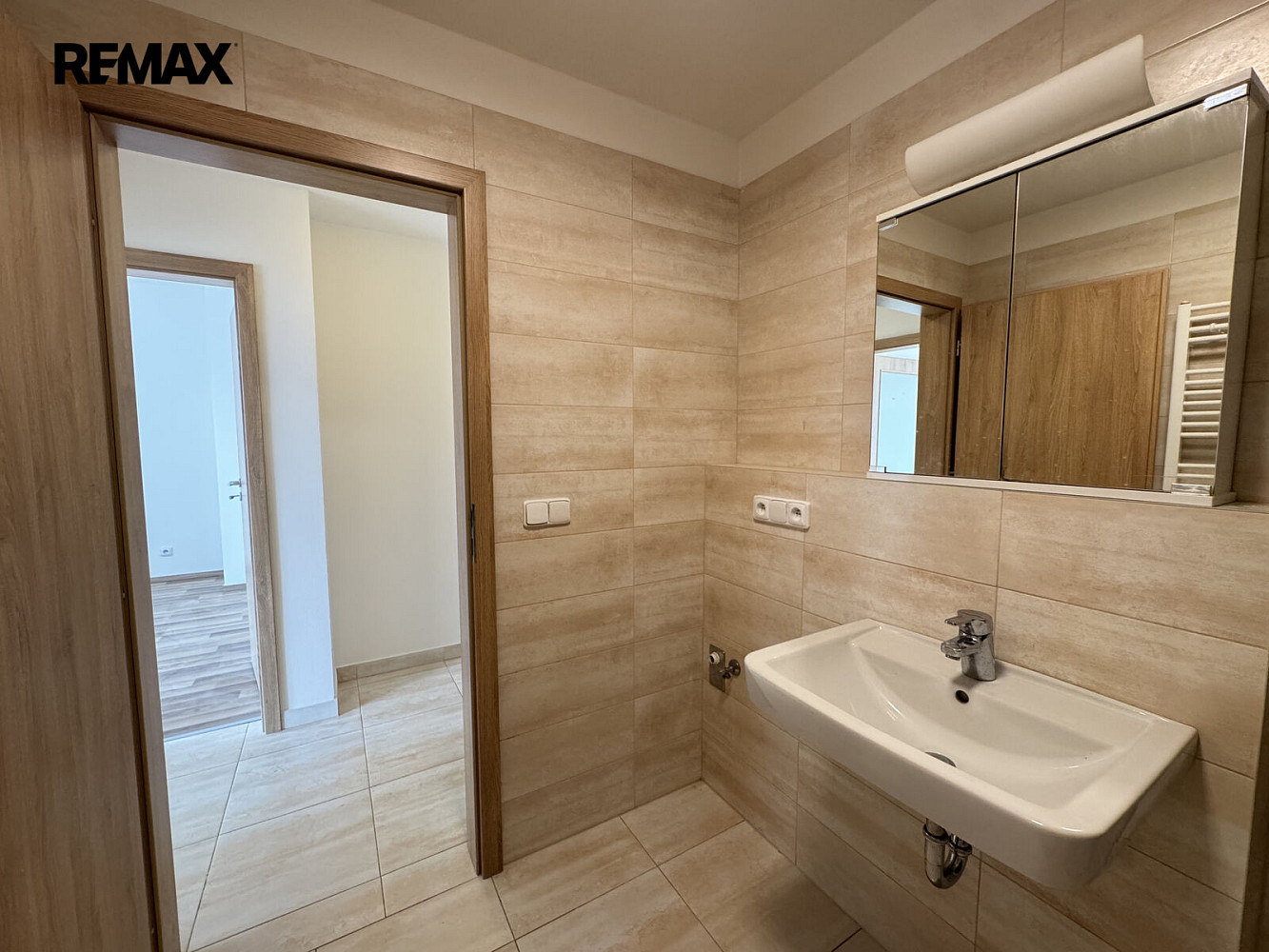 Pronájem bytu 2+kk 45 m² – fotografie 5
