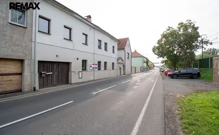 Prodej domu 235 m² s pozemkem 5 026 m², Velké Žernoseky, okres Litoměřice