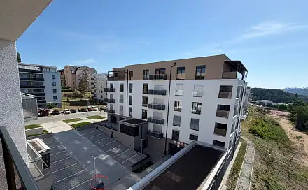 Pronájem garážového stání 16 m2, Nové Město, Modřínová, Třebíč - Nové Město