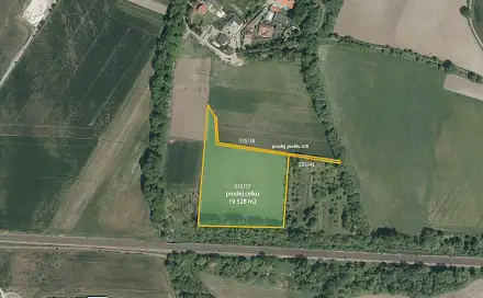 Prodej pole 22 812 m², Pardubice - Lány na Důlku