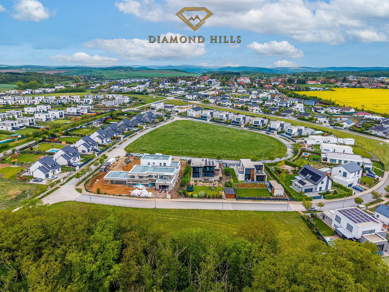 Prodej domu 208 m² s pozemkem 988 m² – fotografie 4