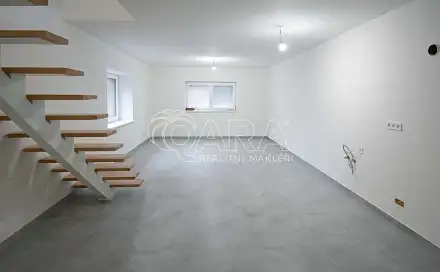 Prodej domu 143 m² s pozemkem 186 m², Kpt. Jaroše, Neratovice, okres Mělník