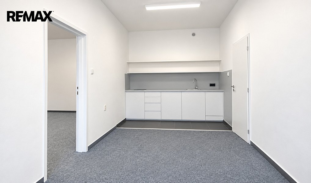 Pronájem kanceláře 339 m², České Budějovice – náhled fotky 5