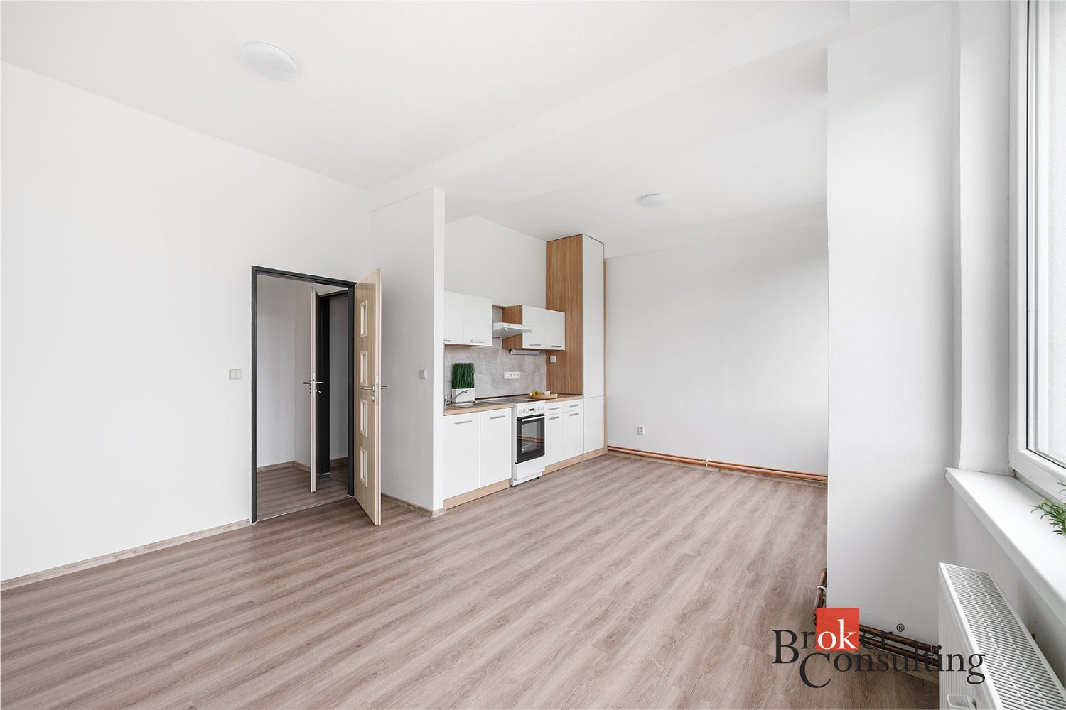 Pronájem bytu 2+kk 57 m² – fotografie 3