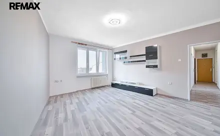 Pronájem bytu 3+1 64 m², Hlavní, Aš, okres Cheb