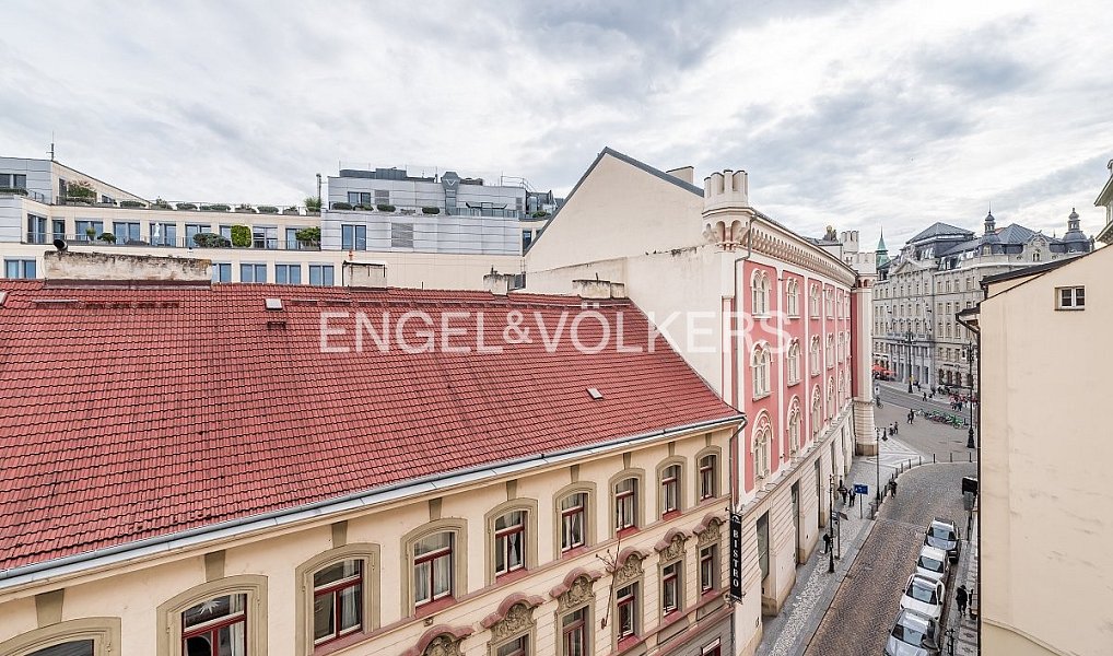 Pronájem bytu 2+1 72 m², Praha – náhled fotky 3