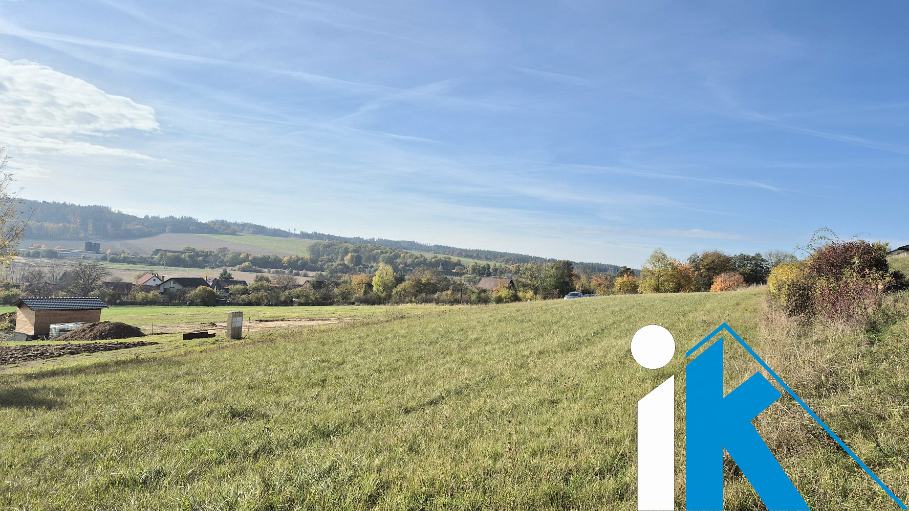 Prodej pole 2 347 m²