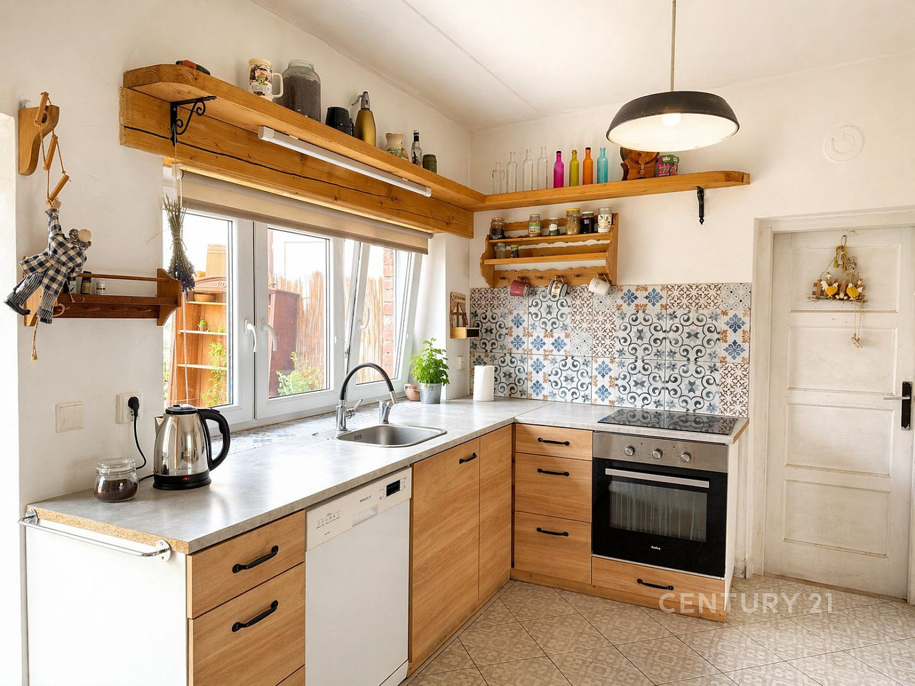 Prodej domu 200 m² s pozemkem 1 394 m² – fotografie 2