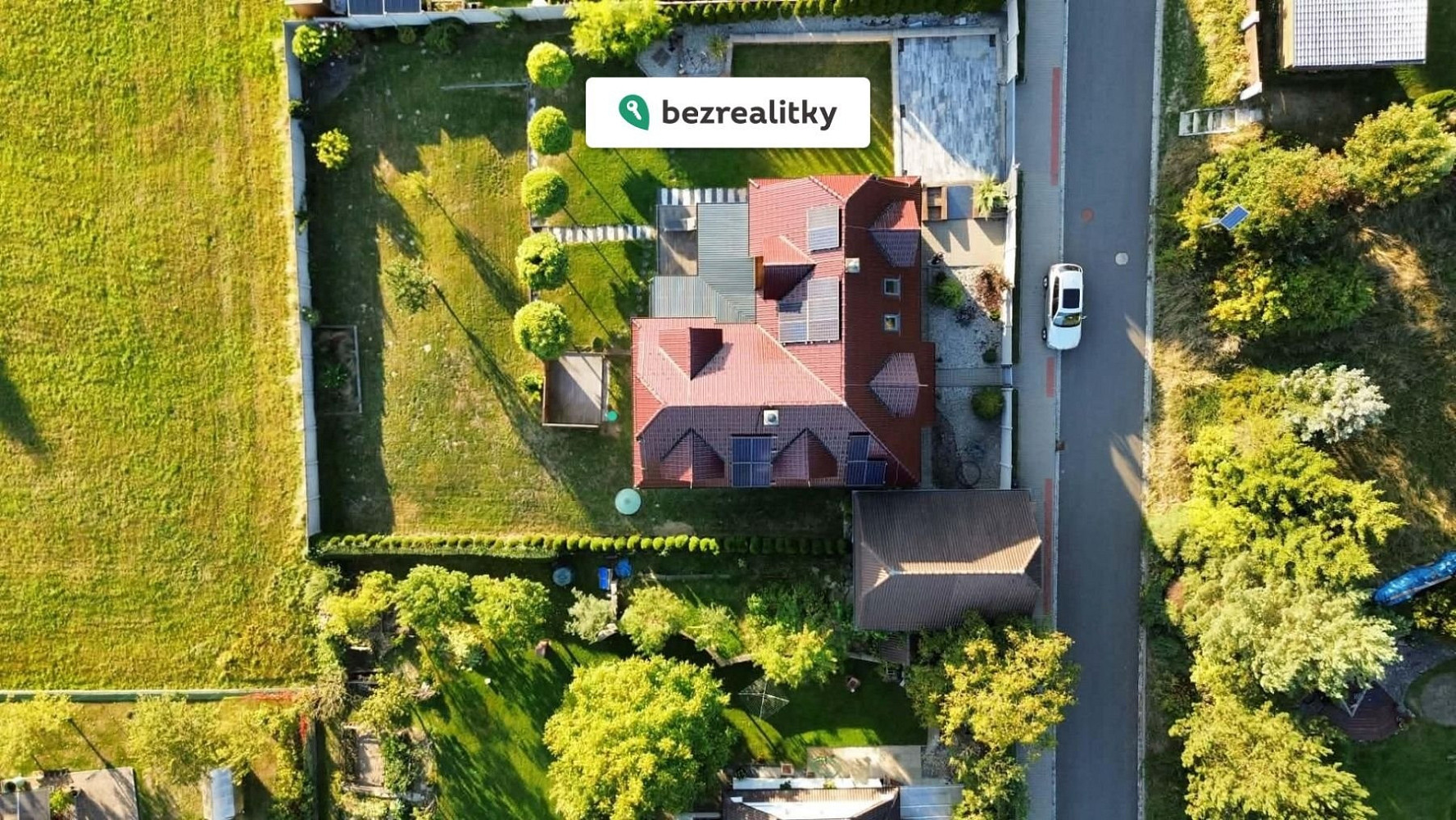 Prodej domu 237 m² s pozemkem 1 202 m² – fotografie 3