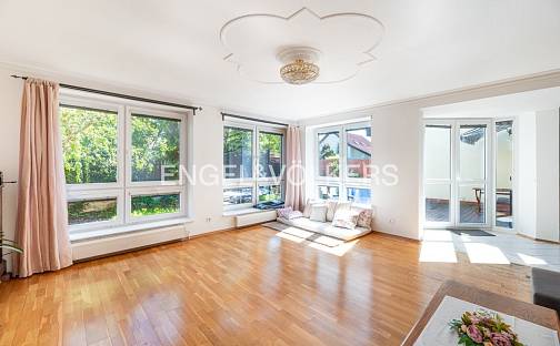Pronájem domu 280 m² s pozemkem 228 m², V Zahradách, Horoměřice, okres Praha-západ