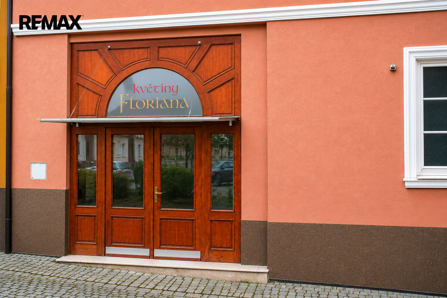 Pronájem obchodních prostor 30 m² — photo 2