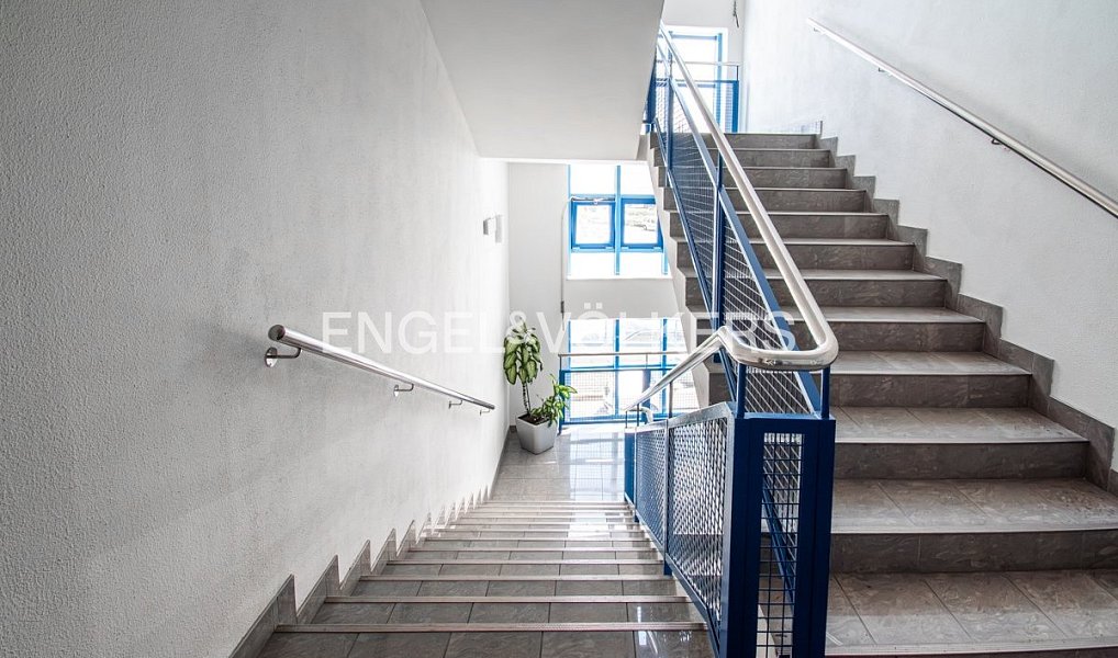 Pronájem kanceláře 670 m², Praha – náhled fotky 16