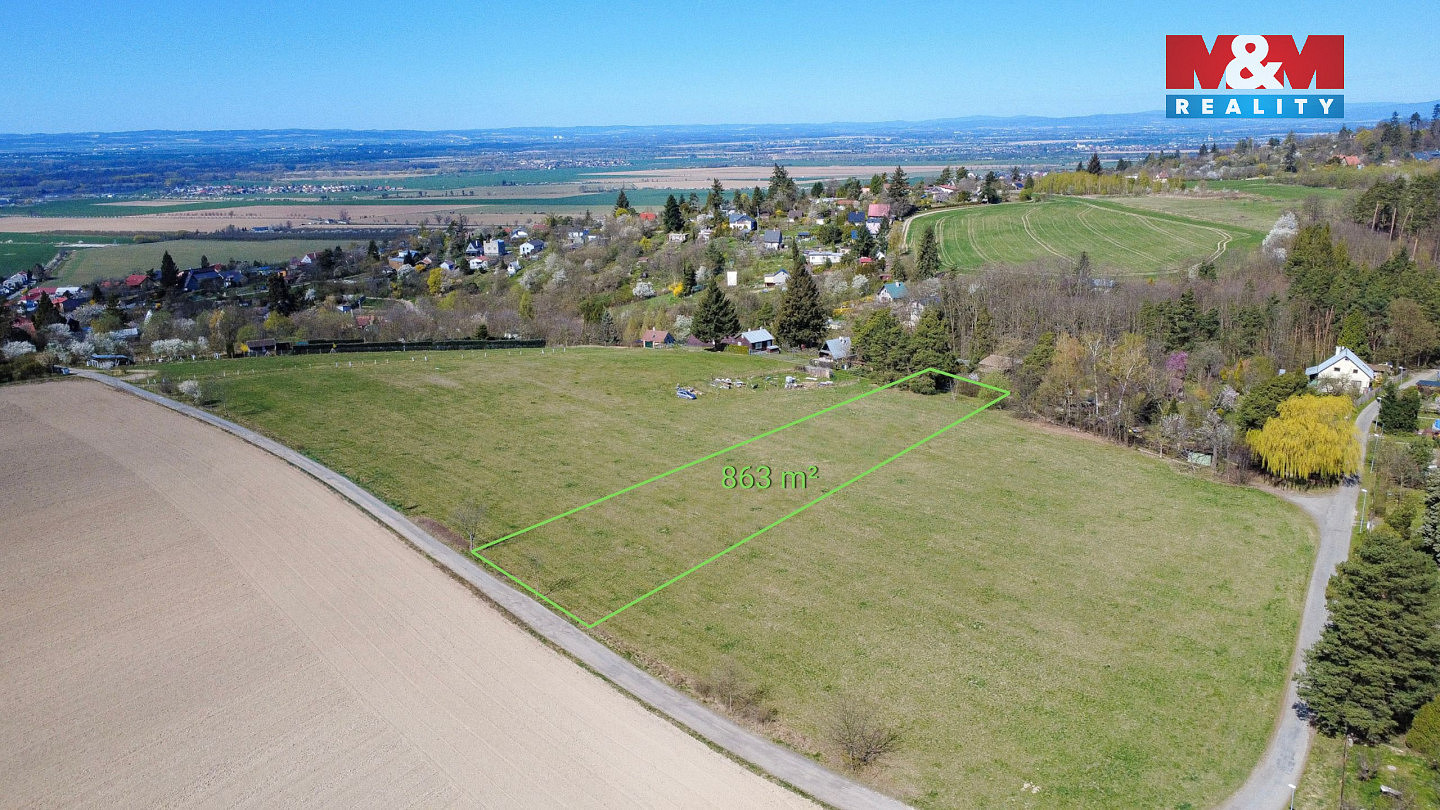 Prodej pole 863 m² – pohled 2