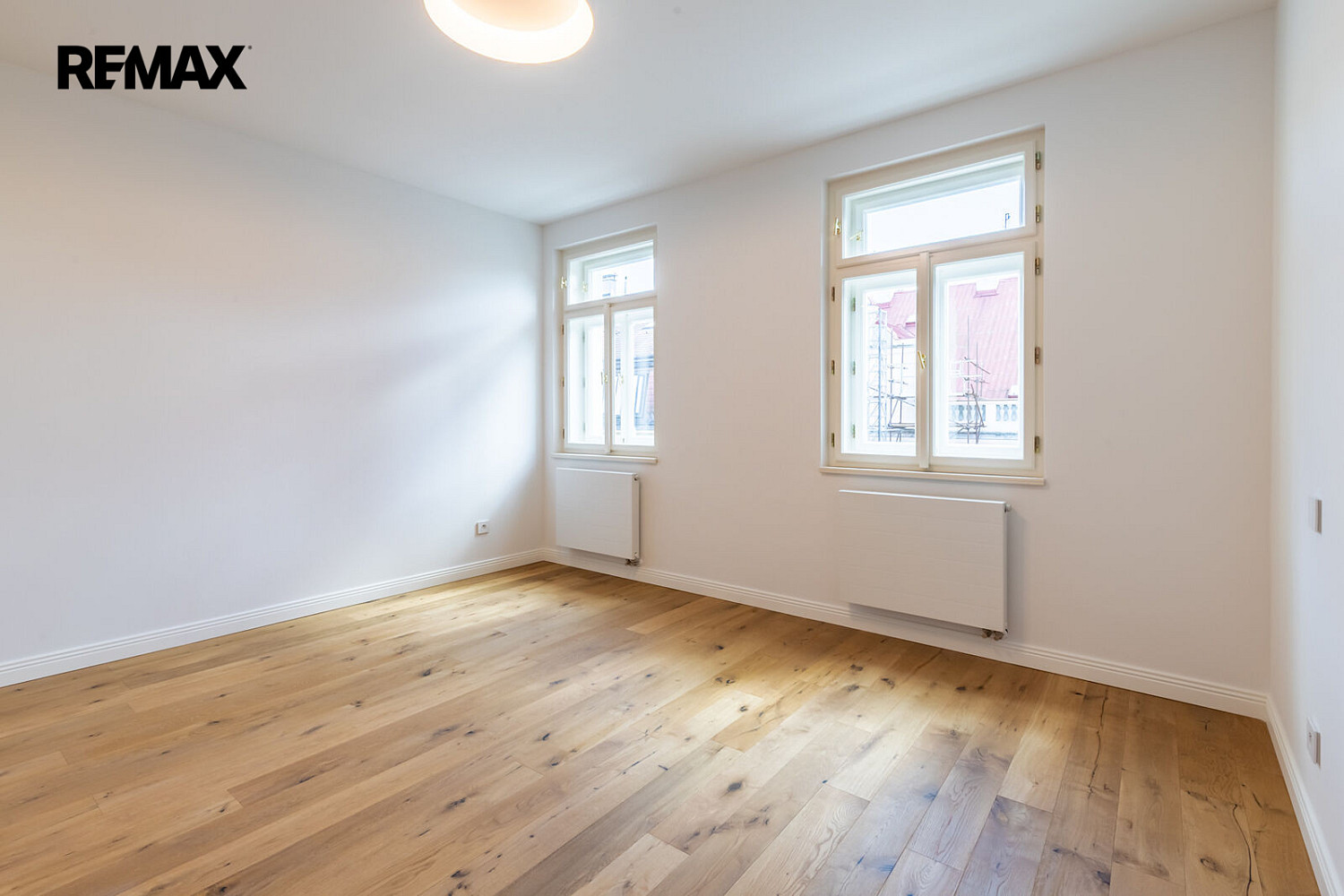 Pronájem bytu 4+kk 130 m² – pohled 6