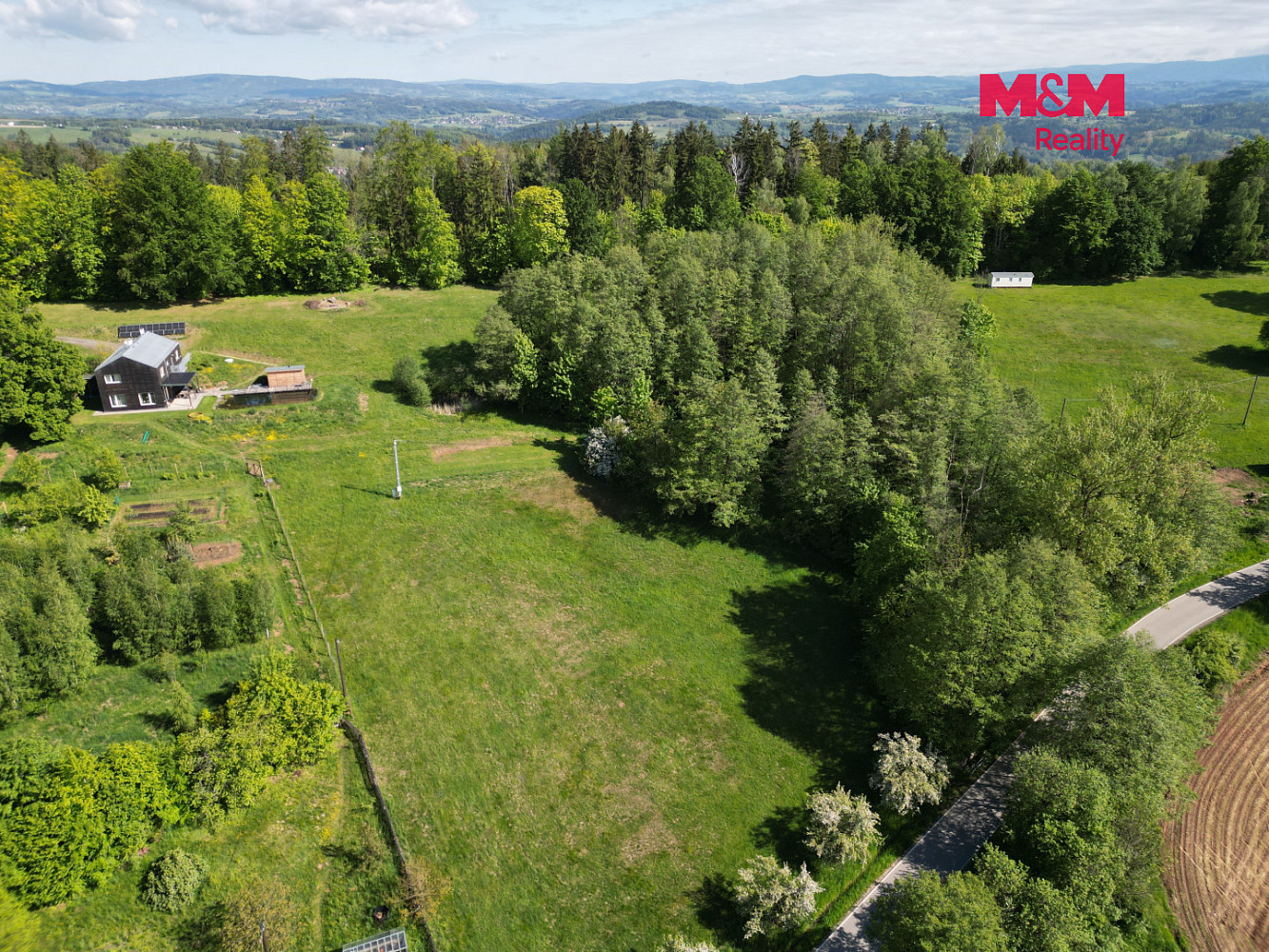 Prodej stavebního pozemku 2 000 m² – fotografie 4