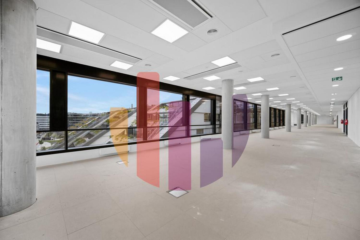 Pronájem kanceláře 1 479 m² — photo 3