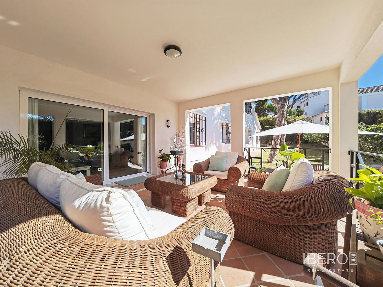 Casa 5+kk – Marbella, Urbanización Marbesa - Más