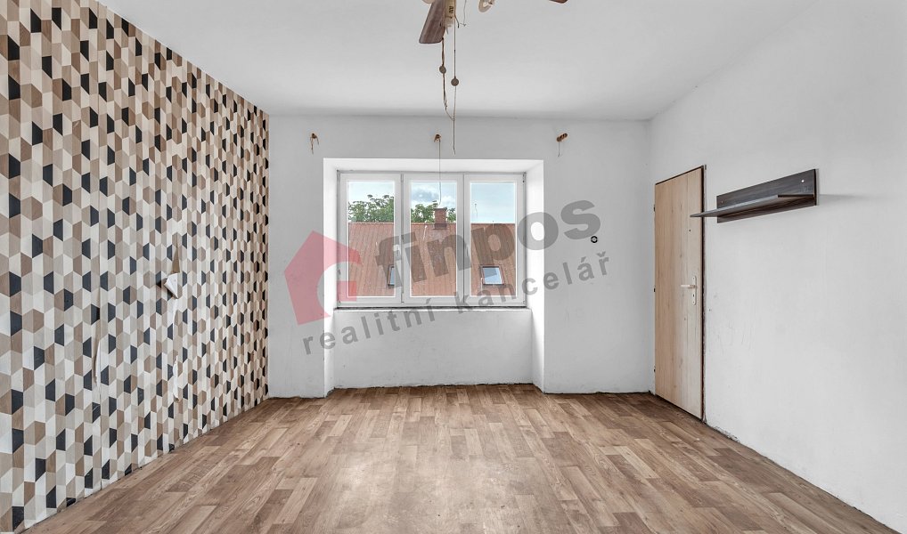 Prodej domu 310 m² s pozemkem 1 757 m², Chlumec nad Cidlinou – náhled fotky 22