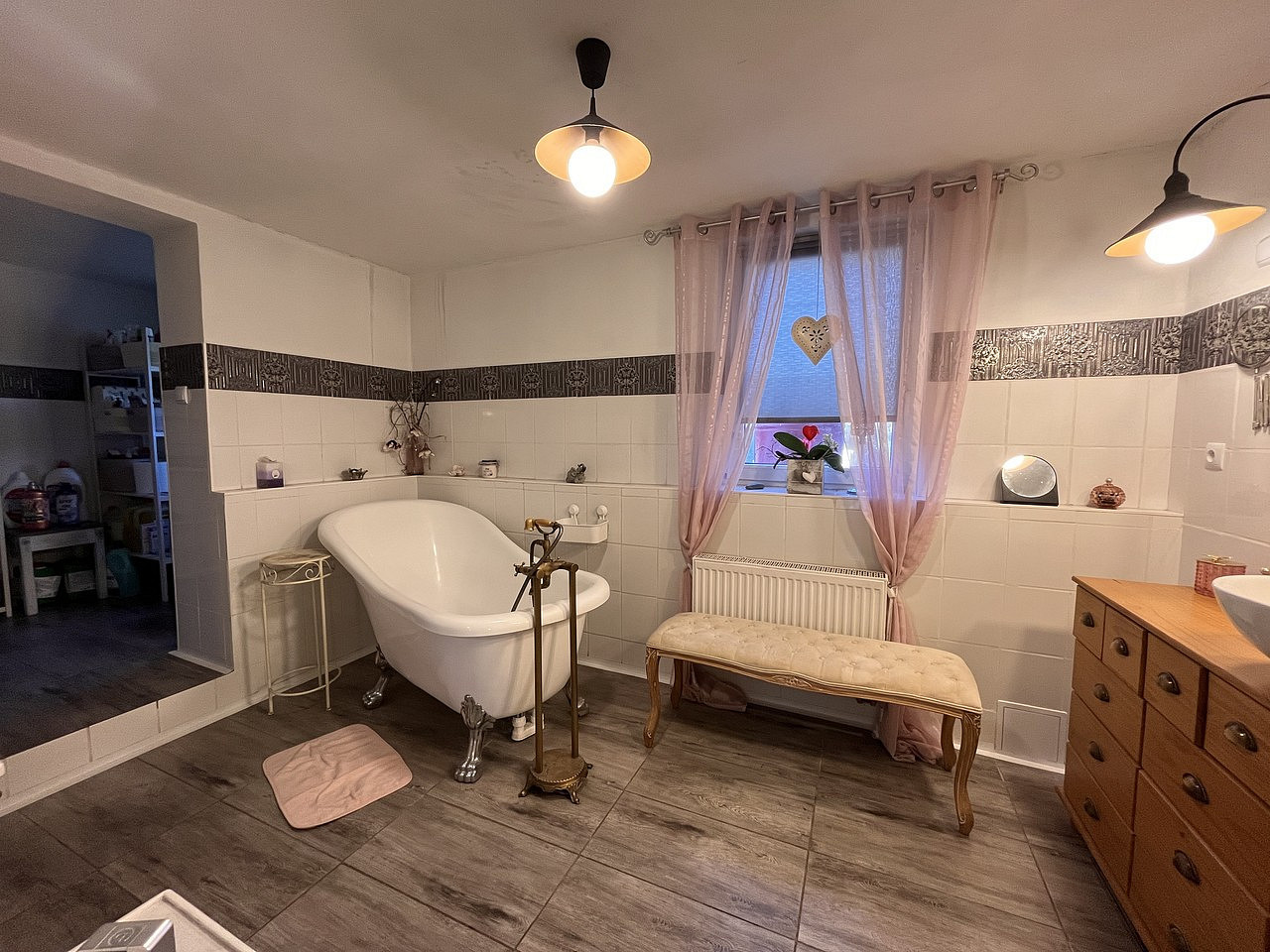 Prodej domu 257 m² s pozemkem 1 300 m² – pohled 4