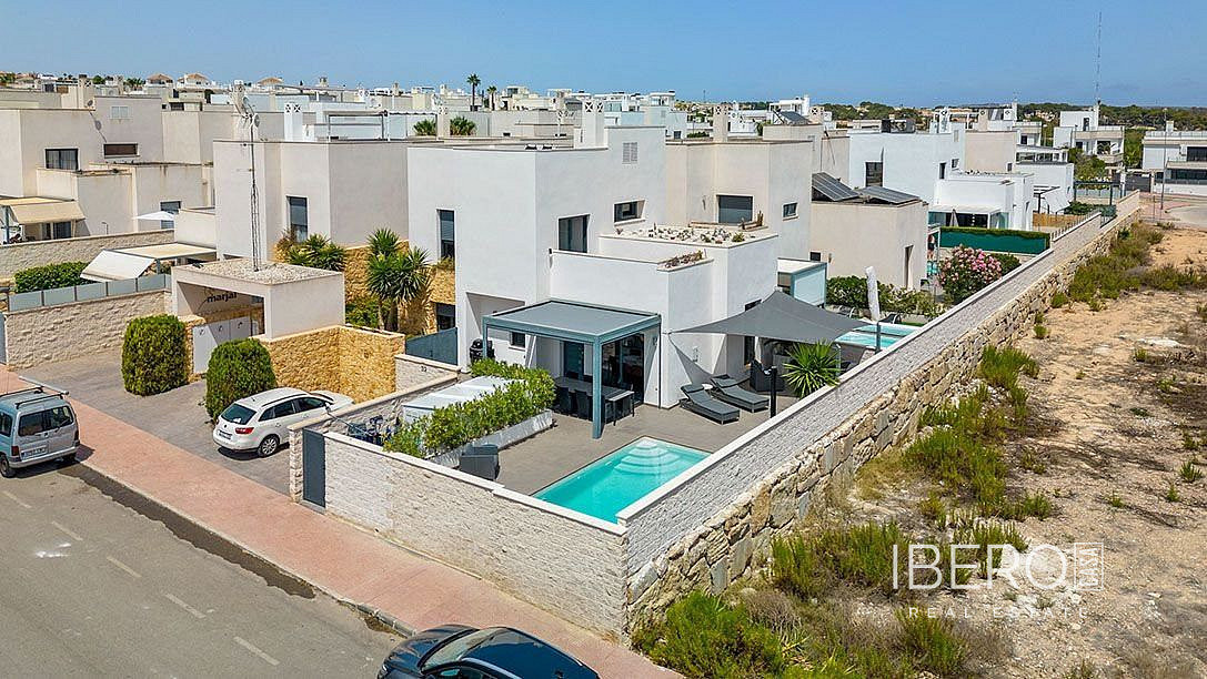 Prodej domu 123 m² s pozemkem 279 m²