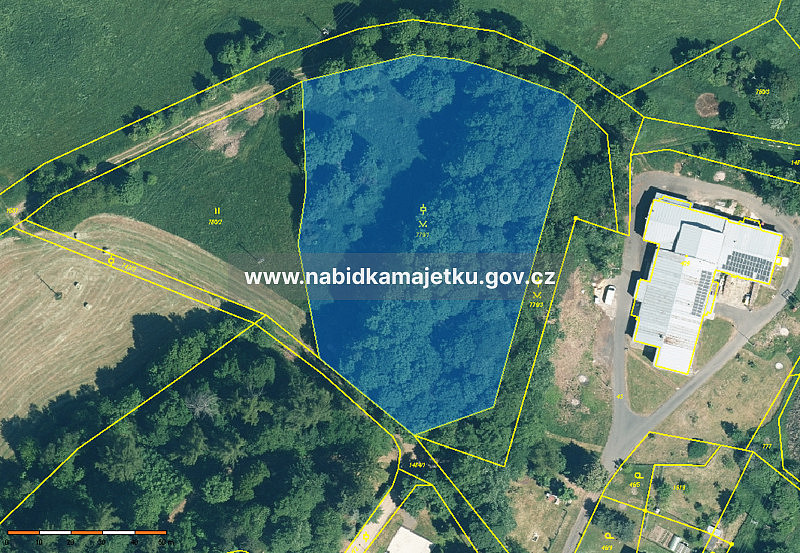 Prodej pole 9 476 m²