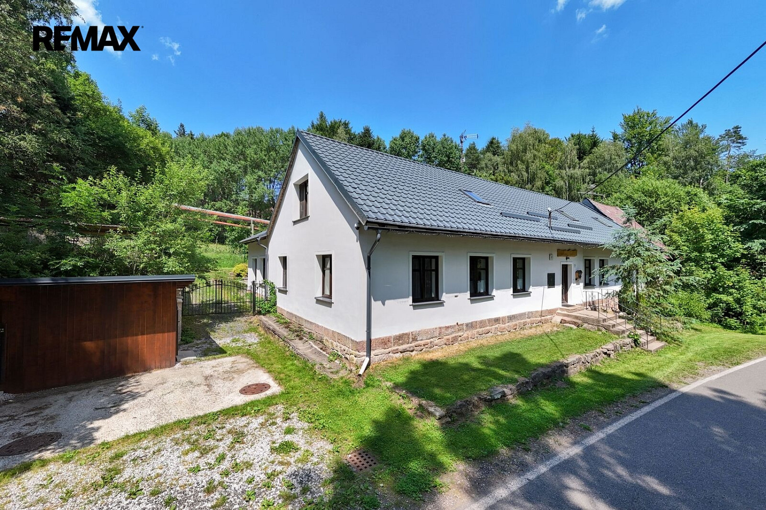 Prodej domu 215 m² s pozemkem 987 m²