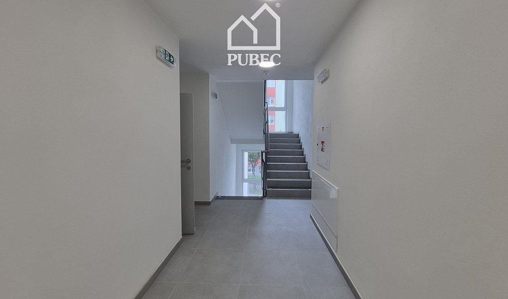 Pronájem bytu 1+kk 32 m², Plzeň – náhled fotky 9