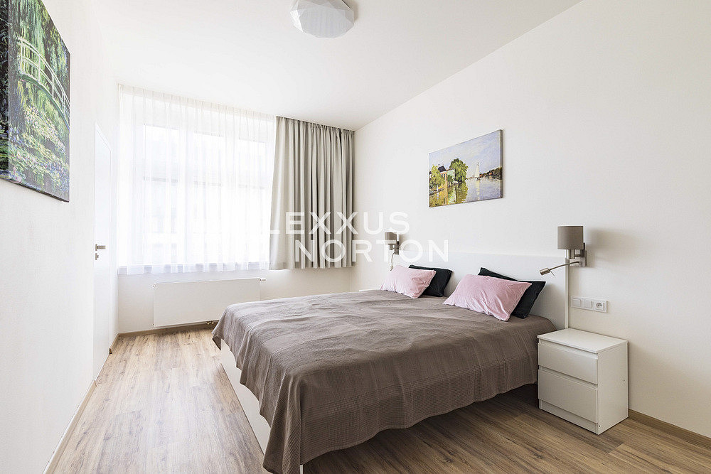 Pronájem bytu 2+kk 73 m² — photo 3