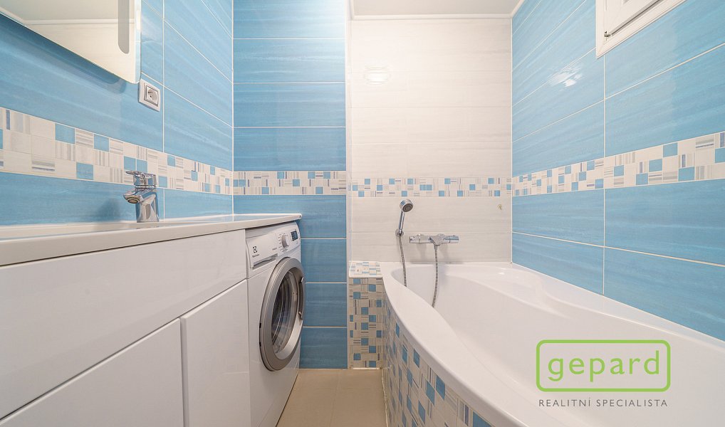 Prodej bytu 3+1 100 m², Karlovy Vary – náhled fotky 10