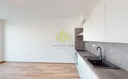 Pronájem bytu 1+kk 28 m²