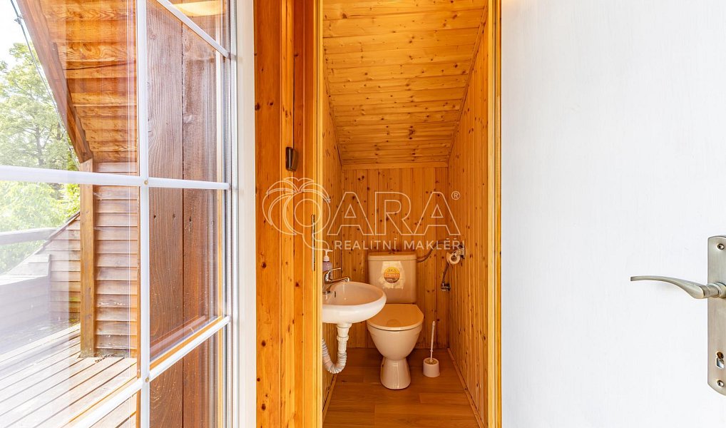 Prodej domu 115 m² s pozemkem 1 017 m², Město Albrechtice – náhled fotky 17