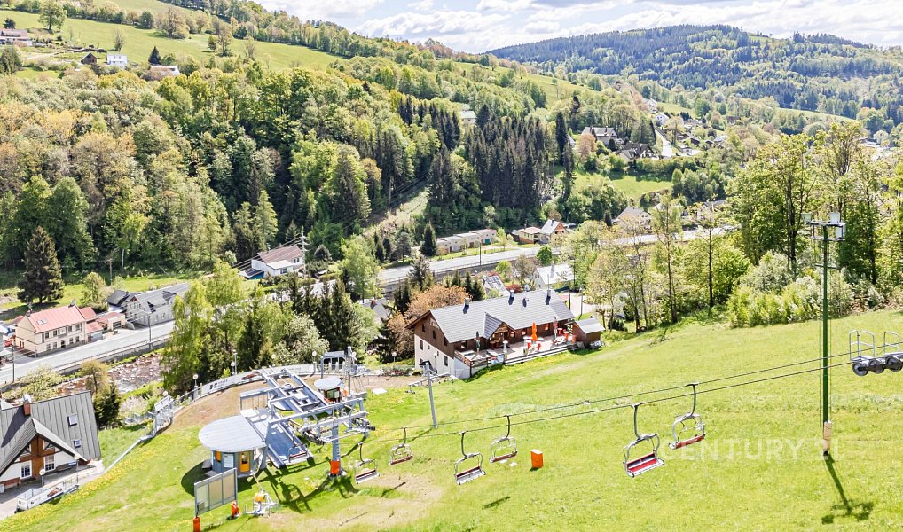 Prodej ubytovacího objektu 844 m², Vrchlabí – náhled fotky 9