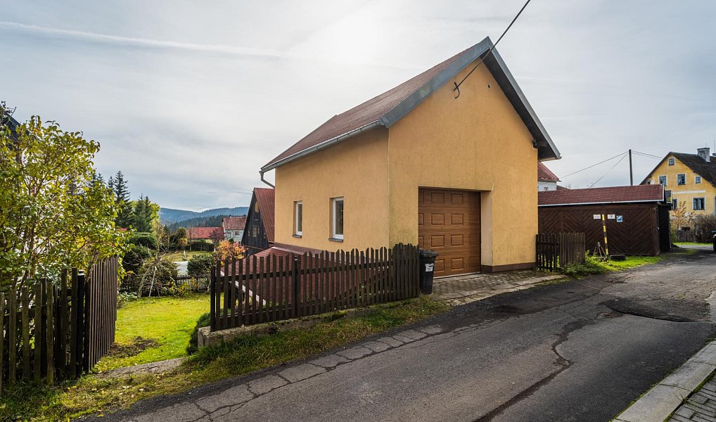 Prodej domu 65 m² s pozemkem 279 m², Abertamy – náhled fotky 2