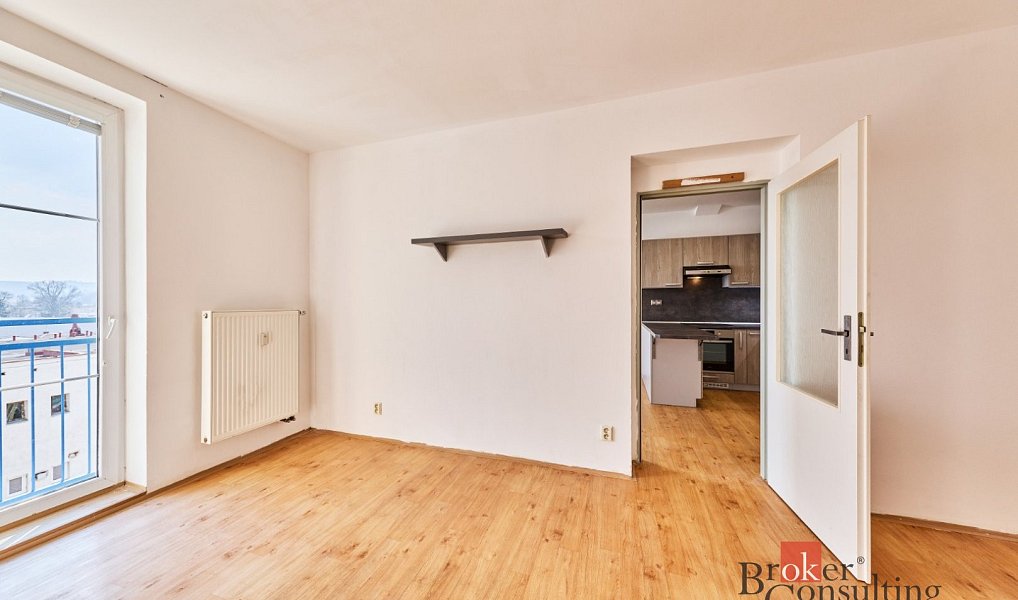 Pronájem bytu 2+kk 46 m², Úpice – náhled fotky 5