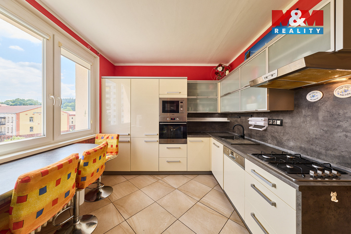Prodej bytu 3+1 71 m² — photo 2