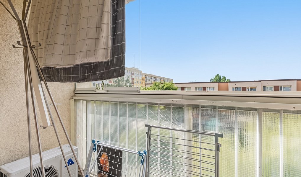 Prodej bytu 2+1 38 m², Praha – náhled fotky 15