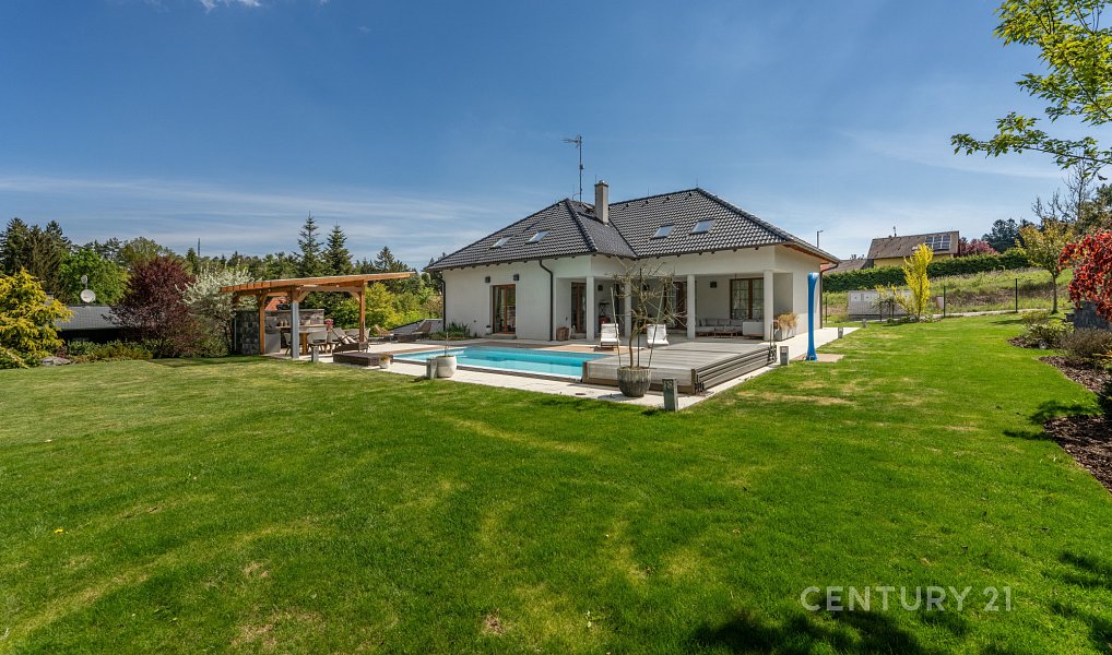 Prodej domu 340 m² s pozemkem 1 893 m², Družec – náhled fotky 20