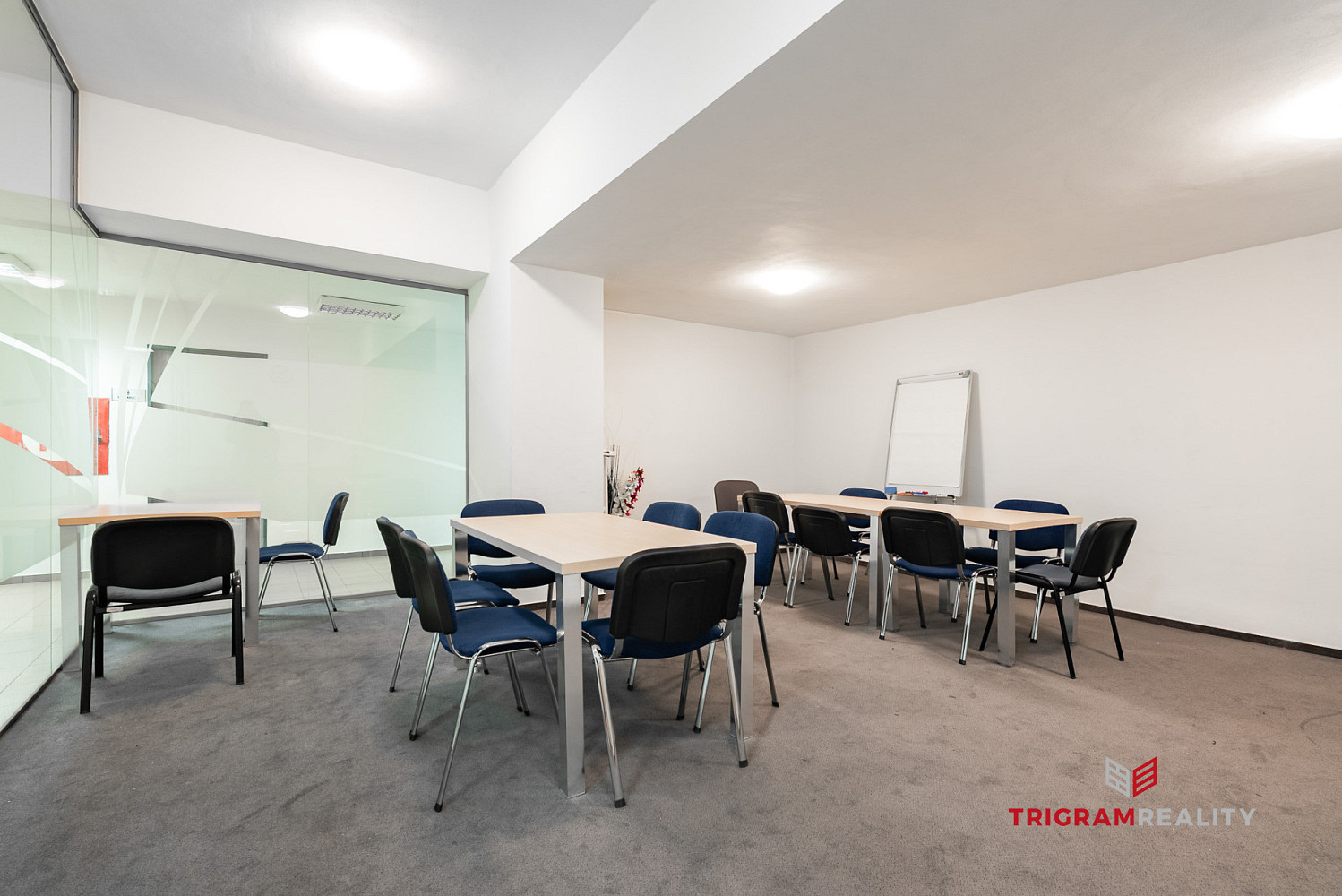 Pronájem kanceláře 15 m² – další