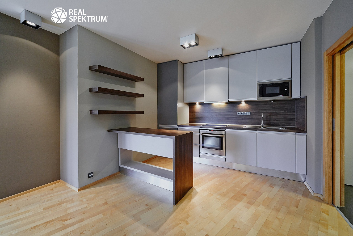 Pronájem bytu 3+kk 94 m² — photo 2